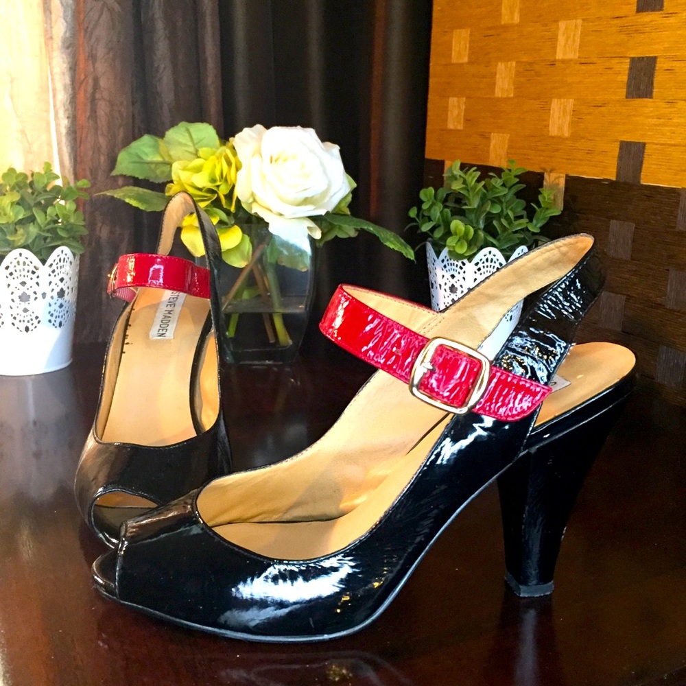 Steve Madden Black Patent 9 Shoes